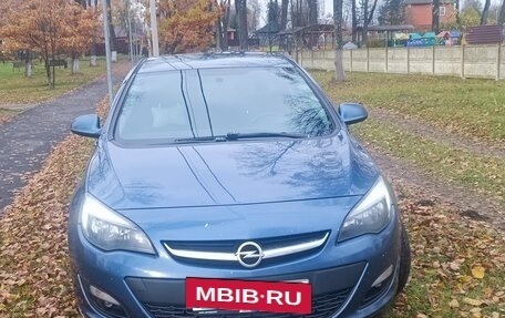 Opel Astra J, 2013 год, 650 000 рублей, 2 фотография