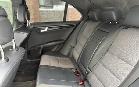 Mercedes-Benz C-Класс, 2012 год, 950 000 рублей, 17 фотография