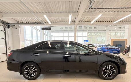 Toyota Camry, 2017 год, 2 499 000 рублей, 7 фотография