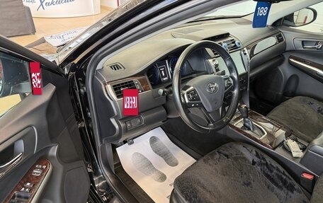 Toyota Camry, 2017 год, 2 499 000 рублей, 10 фотография