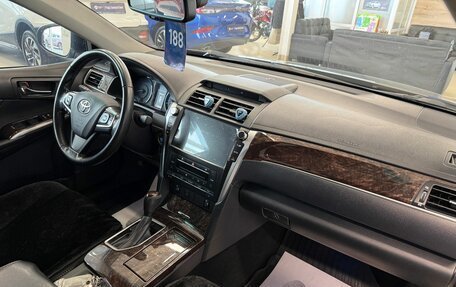 Toyota Camry, 2017 год, 2 499 000 рублей, 13 фотография