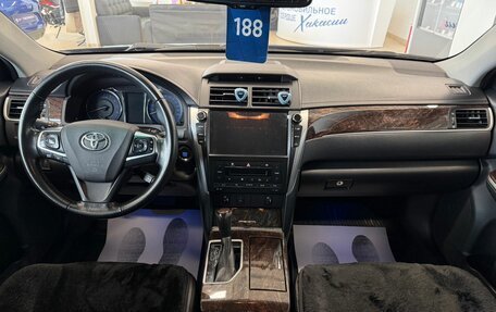 Toyota Camry, 2017 год, 2 499 000 рублей, 16 фотография