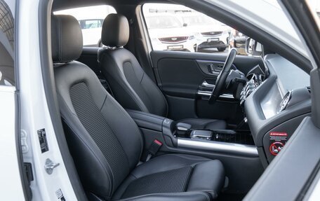 Mercedes-Benz GLA, 2020 год, 3 250 000 рублей, 17 фотография