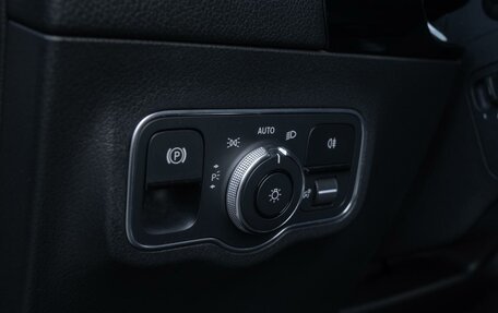 Mercedes-Benz GLA, 2020 год, 3 250 000 рублей, 33 фотография