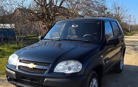 Chevrolet Niva I рестайлинг, 2013 год, 620 000 рублей, 3 фотография