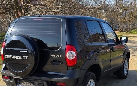 Chevrolet Niva I рестайлинг, 2013 год, 620 000 рублей, 2 фотография