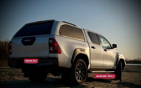 Toyota Hilux VIII, 2020 год, 5 700 000 рублей, 6 фотография