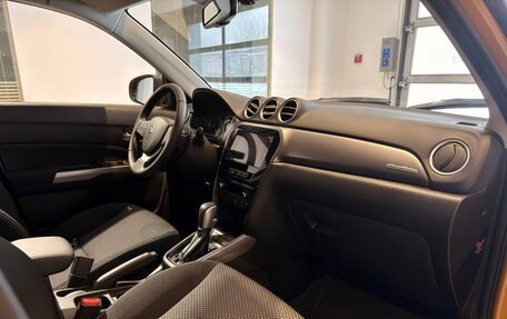 Suzuki Vitara II рестайлинг, 2025 год, 3 299 000 рублей, 24 фотография