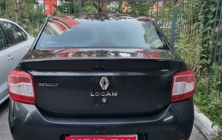 Renault Logan II, 2018 год, 999 999 рублей, 3 фотография