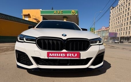 BMW 5 серия, 2022 год, 5 250 000 рублей, 2 фотография