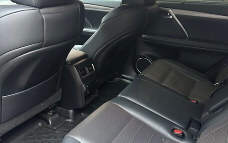 Lexus RX IV рестайлинг, 2018 год, 3 980 000 рублей, 11 фотография