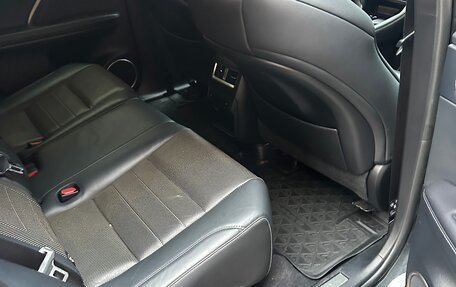 Lexus RX IV рестайлинг, 2018 год, 3 980 000 рублей, 10 фотография