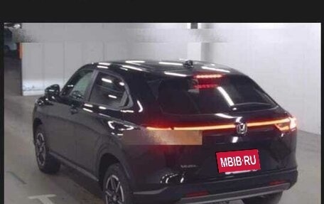 Honda Vezel, 2022 год, 2 600 000 рублей, 4 фотография