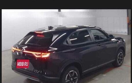 Honda Vezel, 2022 год, 2 600 000 рублей, 7 фотография