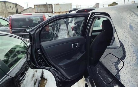 Honda Vezel, 2022 год, 2 600 000 рублей, 19 фотография