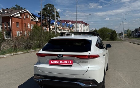 Toyota Harrier, 2022 год, 5 200 000 рублей, 18 фотография
