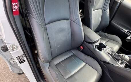 Toyota Harrier, 2022 год, 5 200 000 рублей, 30 фотография