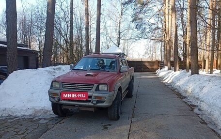 Mitsubishi L200 III рестайлинг, 1997 год, 520 000 рублей, 11 фотография