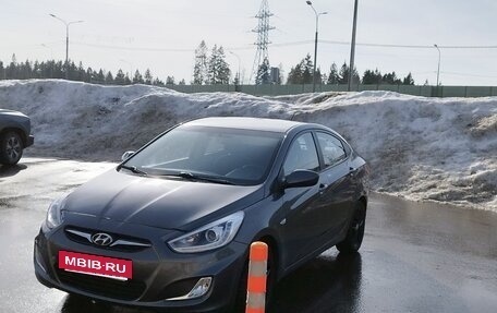Hyundai Solaris II рестайлинг, 2013 год, 835 000 рублей, 12 фотография