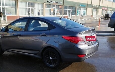 Hyundai Solaris II рестайлинг, 2013 год, 835 000 рублей, 14 фотография