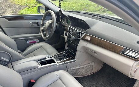 Mercedes-Benz E-Класс, 2009 год, 1 150 000 рублей, 10 фотография