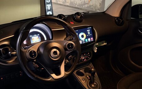 Smart Fortwo III, 2016 год, 1 000 000 рублей, 10 фотография