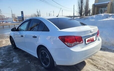 Chevrolet Cruze II, 2011 год, 670 000 рублей, 7 фотография