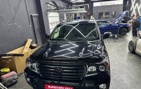 Toyota Land Cruiser 200, 2008 год, 2 650 000 рублей, 17 фотография