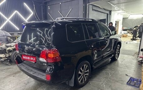 Toyota Land Cruiser 200, 2008 год, 2 650 000 рублей, 25 фотография