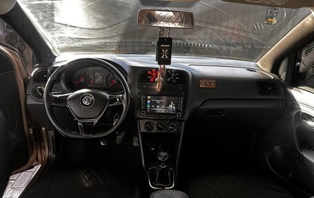 Volkswagen Polo VI (EU Market), 2016 год, 715 000 рублей, 8 фотография