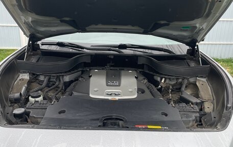 Infiniti FX II, 2011 год, 1 950 000 рублей, 8 фотография