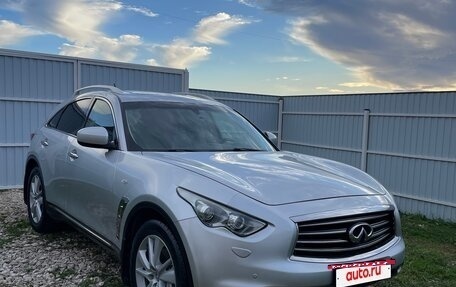 Infiniti FX II, 2011 год, 1 950 000 рублей, 3 фотография