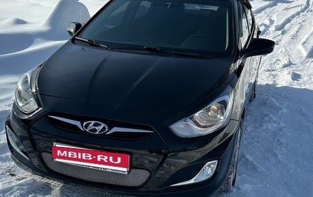 Hyundai Solaris II рестайлинг, 2012 год, 720 000 рублей, 4 фотография