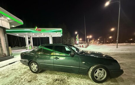 Mercedes-Benz E-Класс, 1996 год, 500 000 рублей, 3 фотография