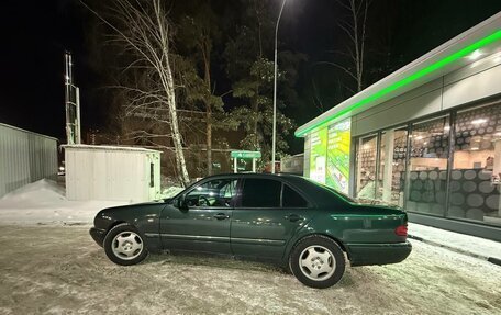 Mercedes-Benz E-Класс, 1996 год, 500 000 рублей, 4 фотография