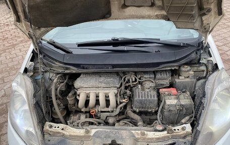 Honda Fit III, 2009 год, 590 000 рублей, 12 фотография