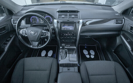 Toyota Camry, 2016 год, 1 845 000 рублей, 10 фотография