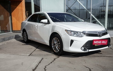 Toyota Camry, 2016 год, 1 845 000 рублей, 8 фотография