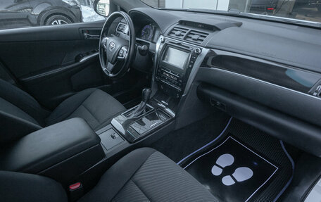 Toyota Camry, 2016 год, 1 845 000 рублей, 19 фотография