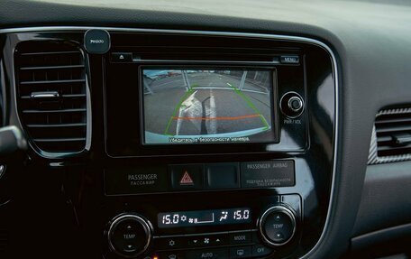 Mitsubishi Outlander III рестайлинг 3, 2014 год, 1 325 000 рублей, 14 фотография