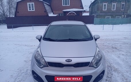 KIA Rio III рестайлинг, 2014 год, 880 000 рублей, 1 фотография