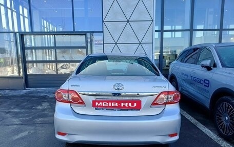 Toyota Corolla, 2011 год, 949 000 рублей, 6 фотография