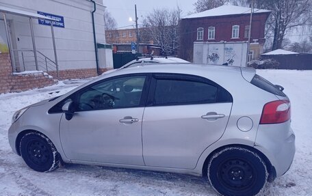 KIA Rio III рестайлинг, 2014 год, 880 000 рублей, 2 фотография