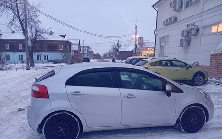 KIA Rio III рестайлинг, 2014 год, 880 000 рублей, 4 фотография