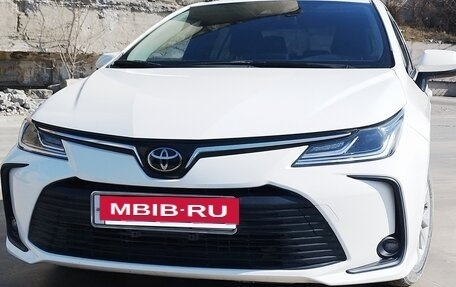 Toyota Corolla, 2021 год, 2 200 000 рублей, 2 фотография