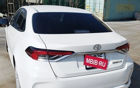 Toyota Corolla, 2021 год, 2 200 000 рублей, 4 фотография