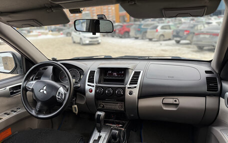 Mitsubishi Pajero Sport II рестайлинг, 2011 год, 1 390 000 рублей, 10 фотография