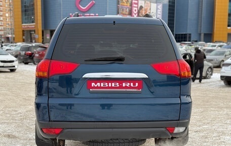 Mitsubishi Pajero Sport II рестайлинг, 2011 год, 1 390 000 рублей, 4 фотография