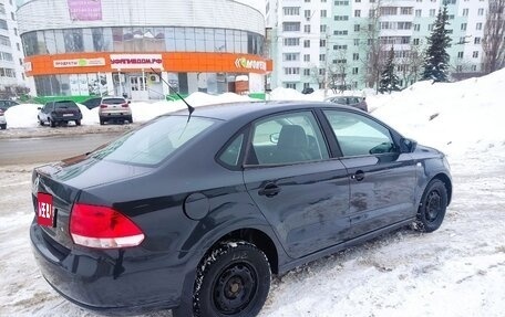Volkswagen Polo VI (EU Market), 2011 год, 700 000 рублей, 3 фотография