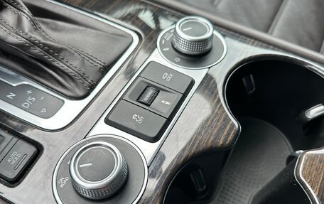 Volkswagen Touareg III, 2015 год, 3 100 000 рублей, 15 фотография